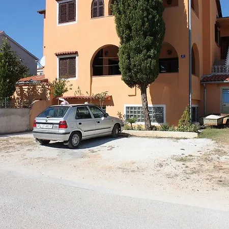 7208c Apartmán *